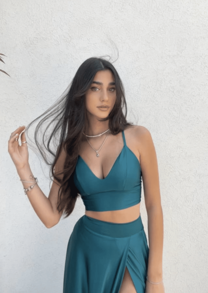 ⁦טופ וחצאית סידני⁩ – תמונה ⁦3⁩